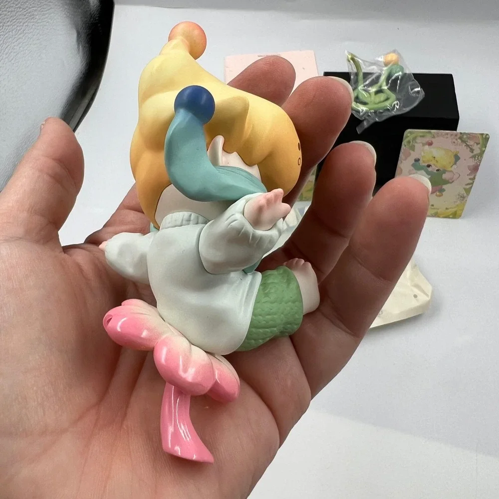 POP MART DIMOO Moments in Bloom Falling into Flowers Figure Confirmed Blind Box
